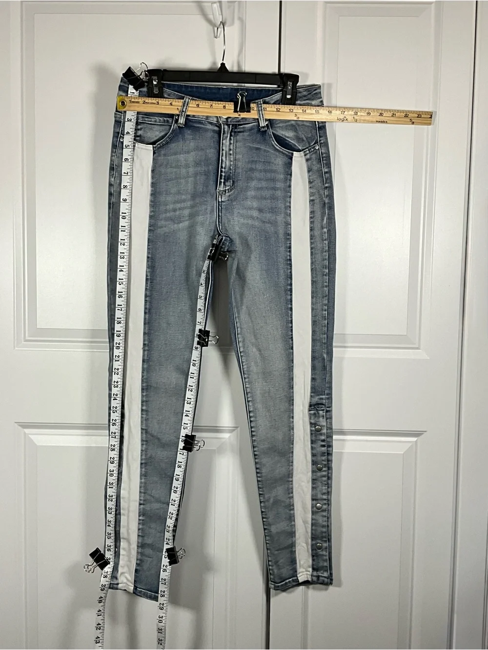Hayden Skinny Jeans Size L Blue w/ White Side Strap Snap Hem
